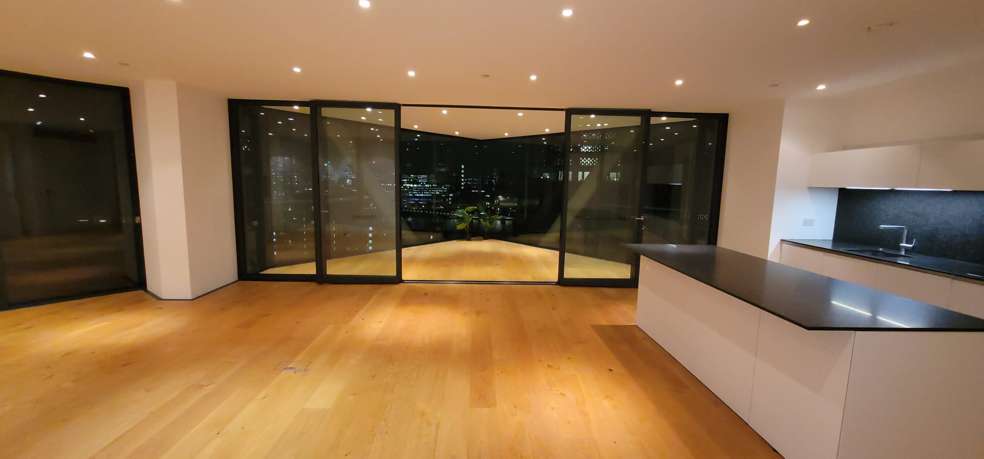 Interior decoration Neo Bankside SE1